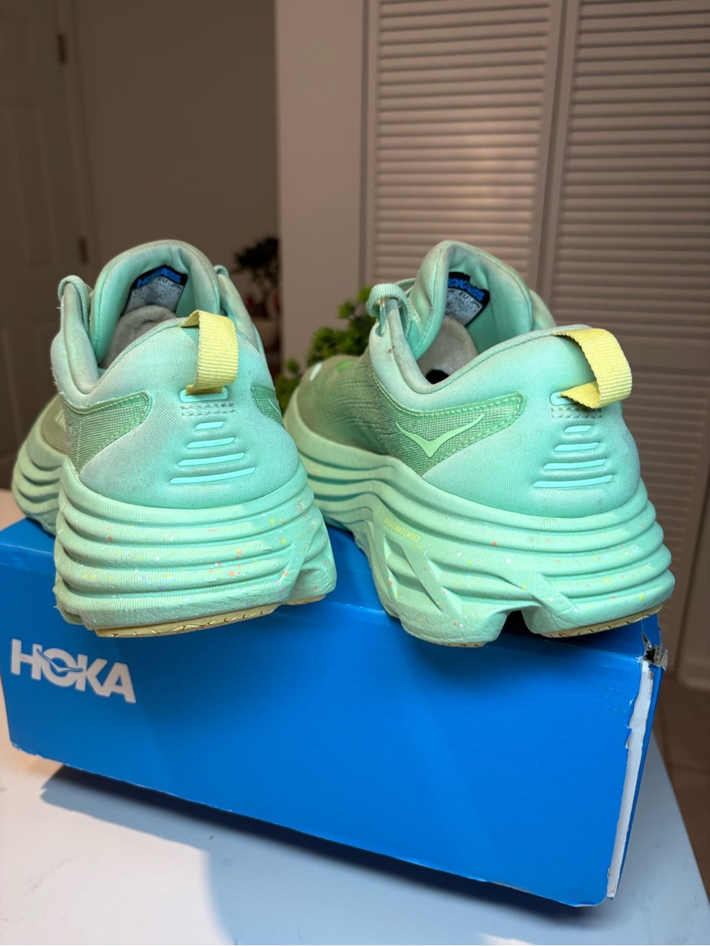 Hoka Bondi 8 Key Lime Pie Green Women’s Size 10.5B Elite Running Shoes - Picture 5 of 7